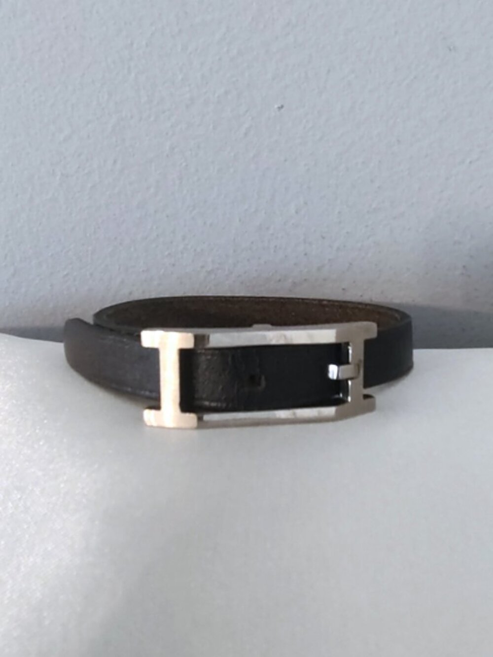 Hermes Behapi leather H buckle bracelet w/COA & bag - Picture 6 of 7